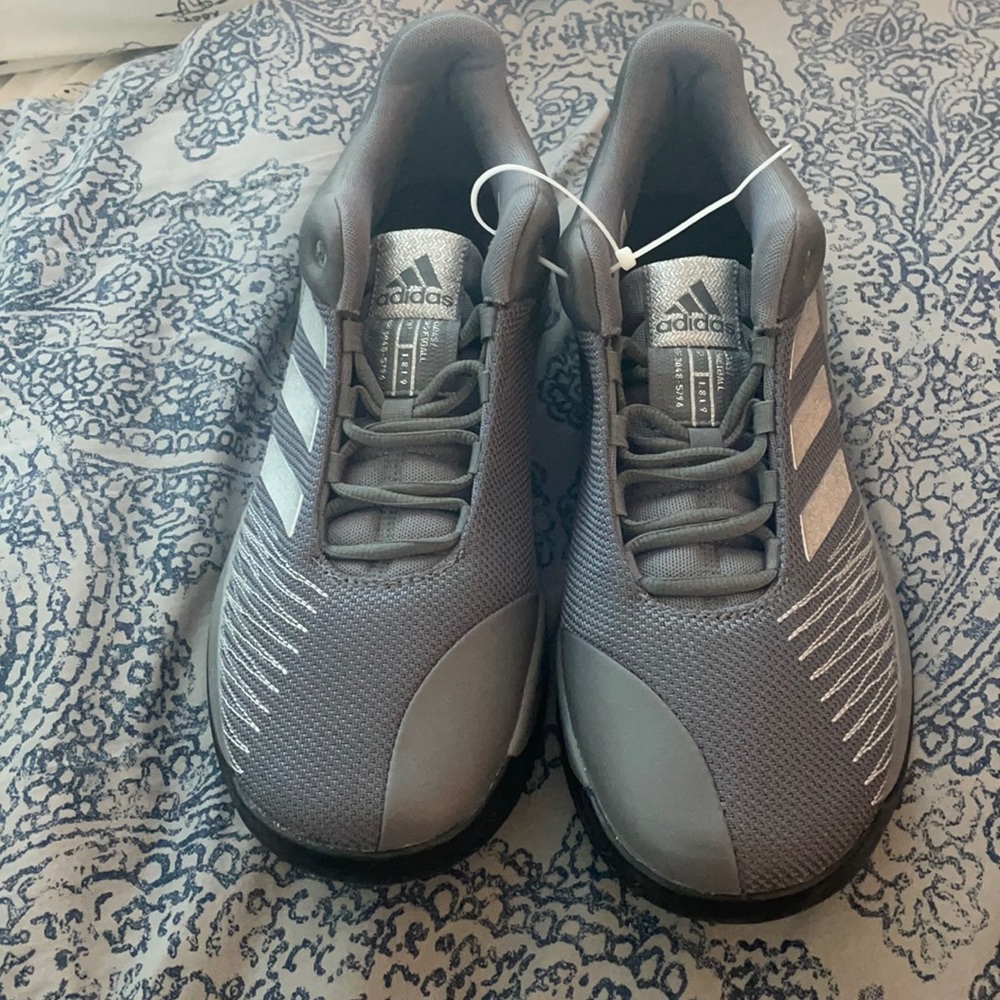 adidas Men's Pro Spark 2018 Low